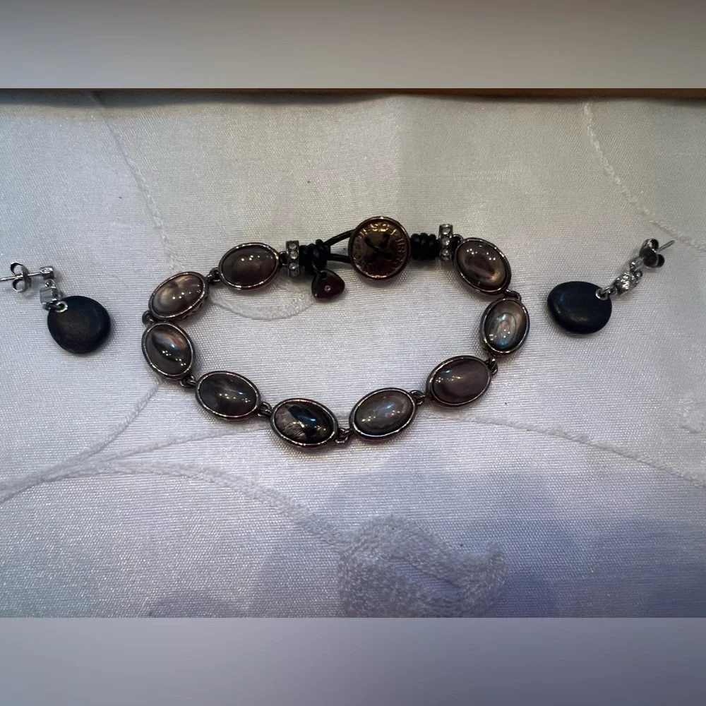 Fossil Bronzetone, Oval Real Stone & CZ Bead Bracelet w/ earrings